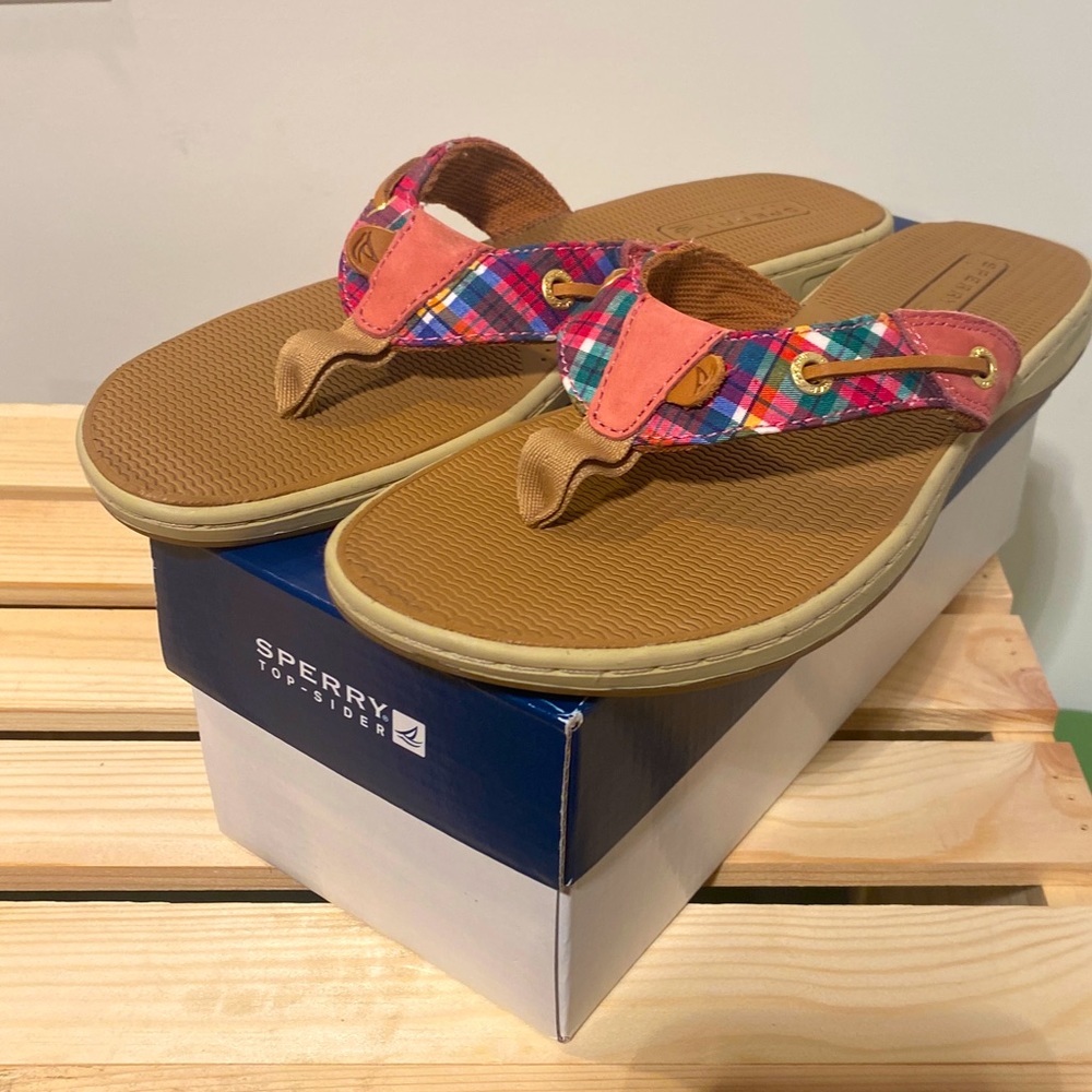 Sperry Seafish Washed Plaid Flip-flops - Size 8.5 - plaid with multi colors